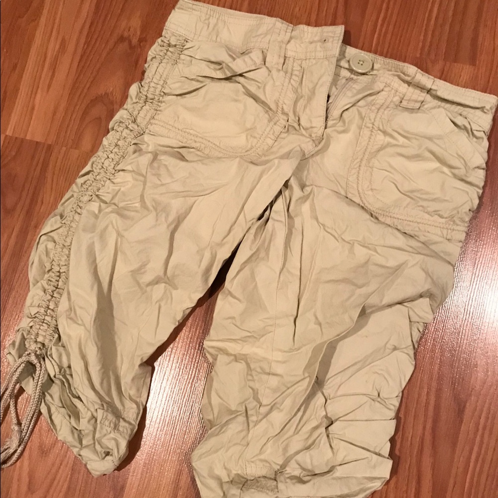 Tan Capris / crop pants